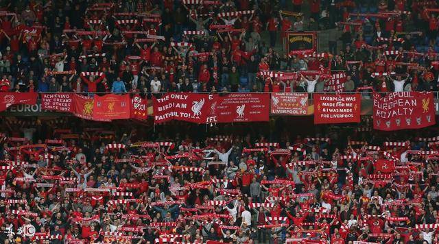 包含欧洲足球雄鹰矢志不渝，追逐胜利夙愿的词条